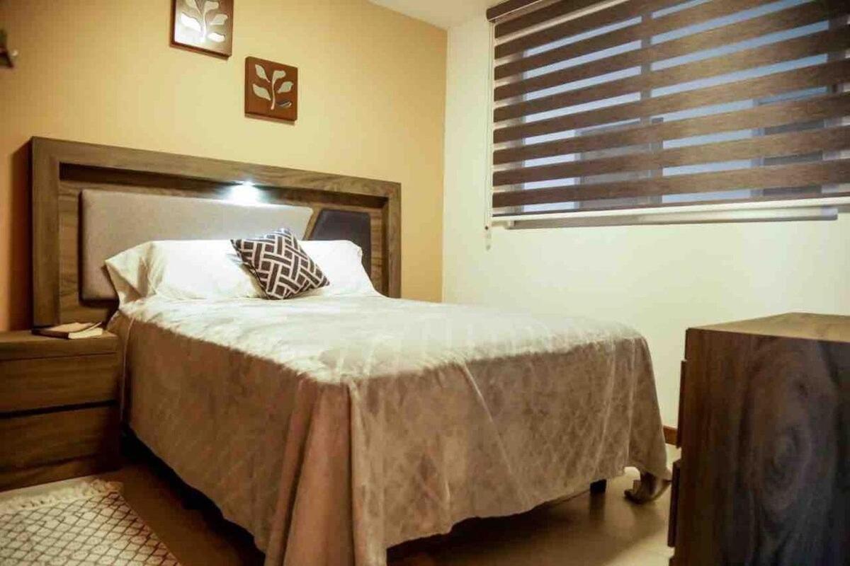 Luxury Flat In Guadalajara Apartment Exterior photo